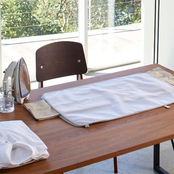 山崎実業 くるくるあて布付きアイロンマット アルミ アイロン台 価格比較 価格 Com